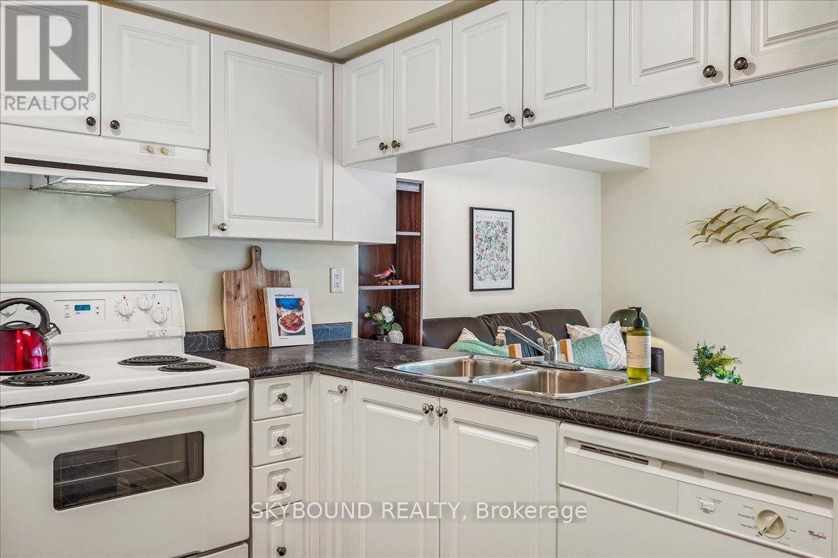 308 - 745 New Westminster Drive, Vaughan (Brownridge), Ontario  L4J 8J9 - Photo 11 - N13819100