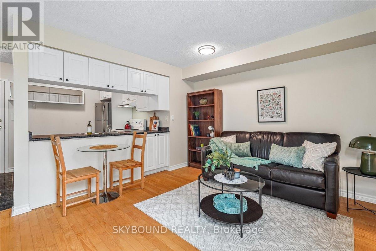 308 - 745 New Westminster Drive, Vaughan (Brownridge), Ontario  L4J 8J9 - Photo 15 - N13819100