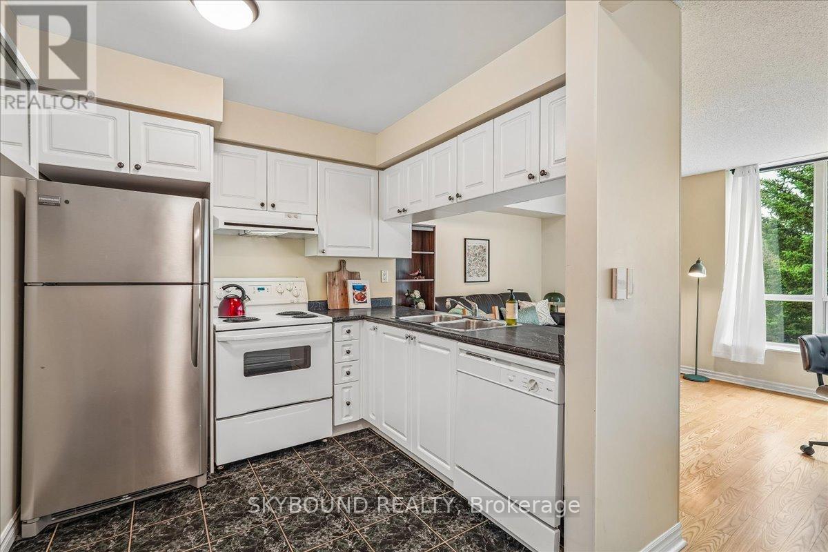 308 - 745 New Westminster Drive, Vaughan (Brownridge), Ontario  L4J 8J9 - Photo 9 - N13819100