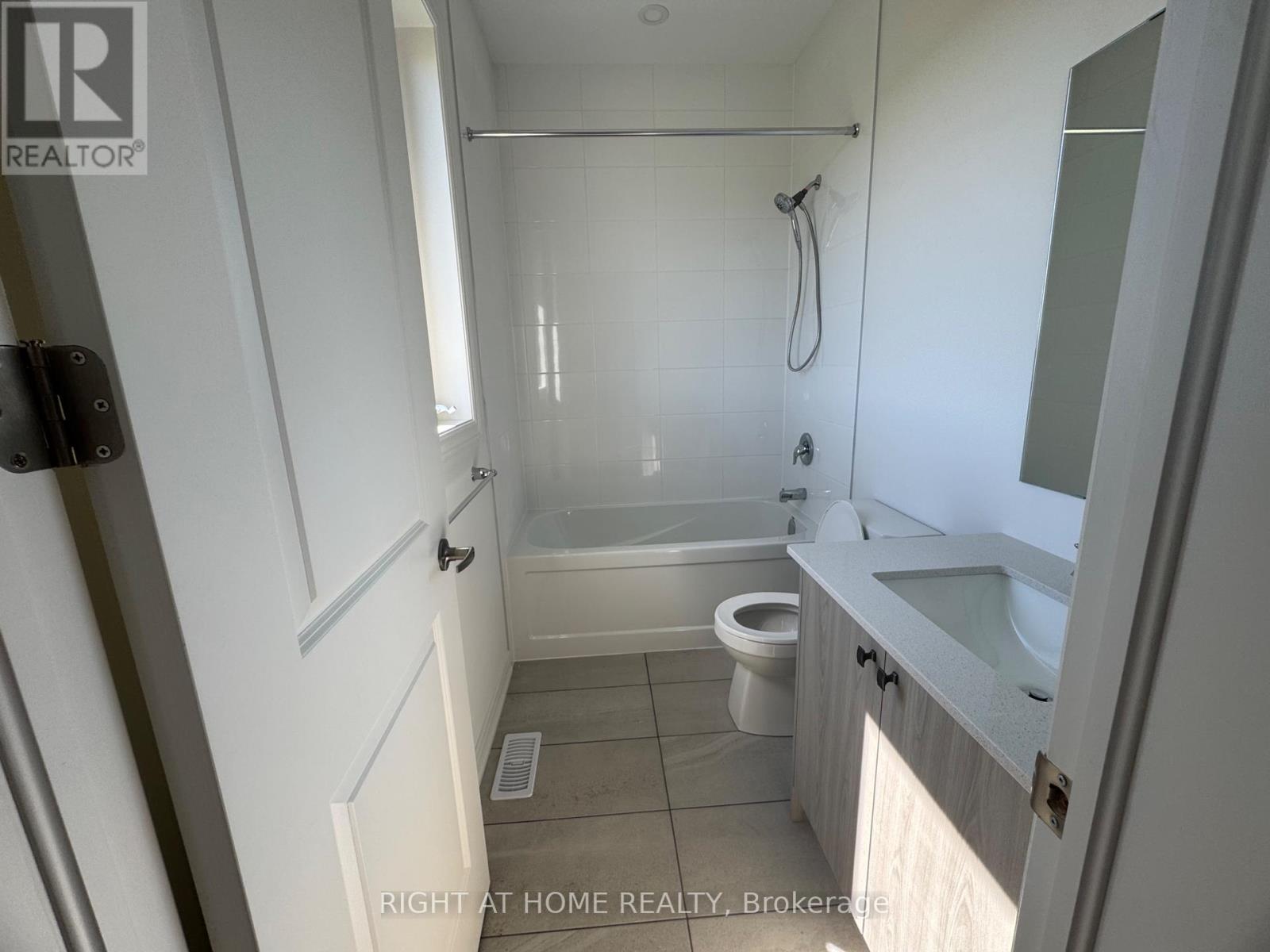 Main - 60 Debois Street, Kawartha Lakes, Ontario K9V 6A9 - Photo 27 - X13782796