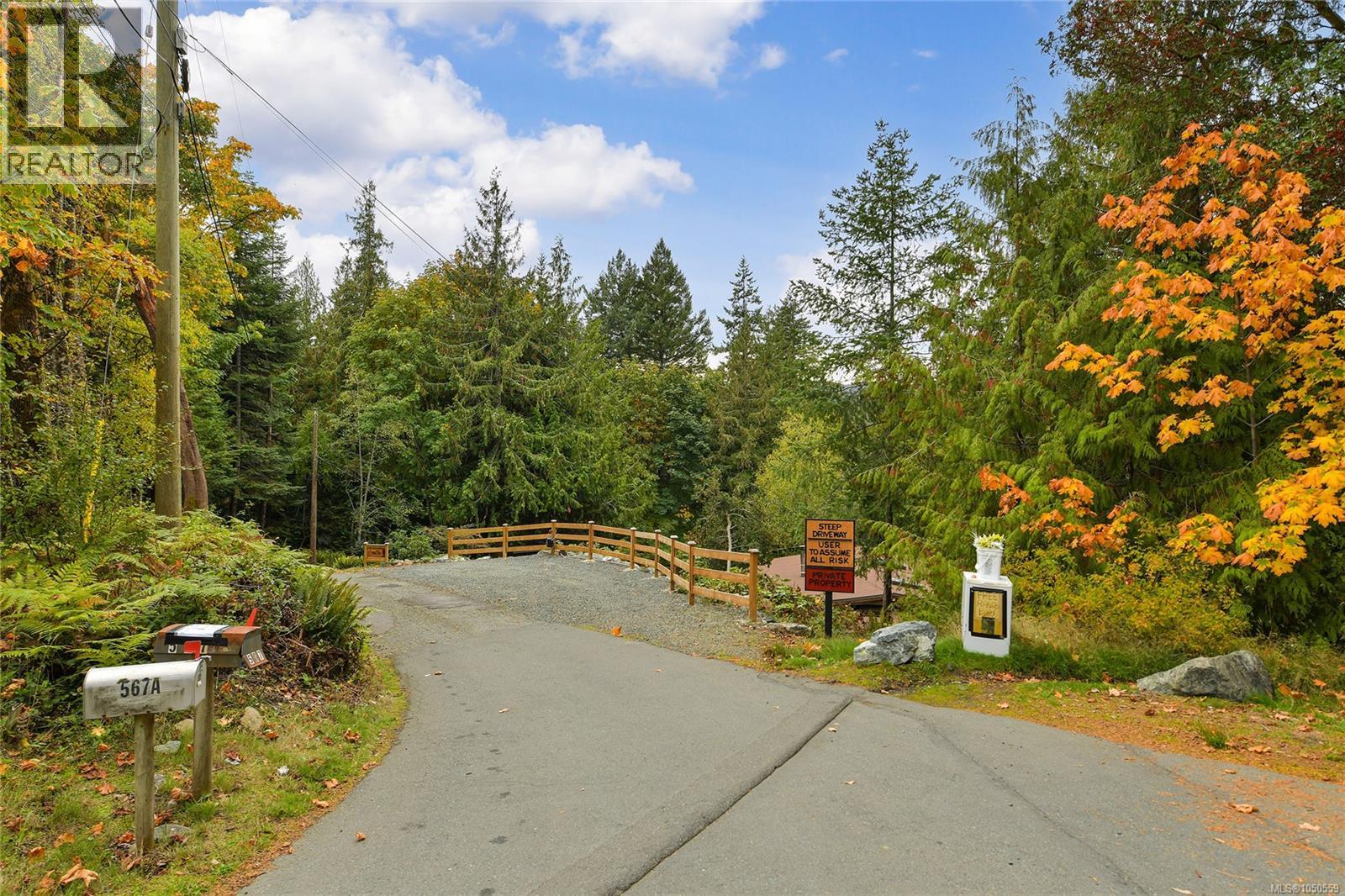 567 Windthrop Rd, Colwood, British Columbia  V9C 3B6 - Photo 3 - 1050559