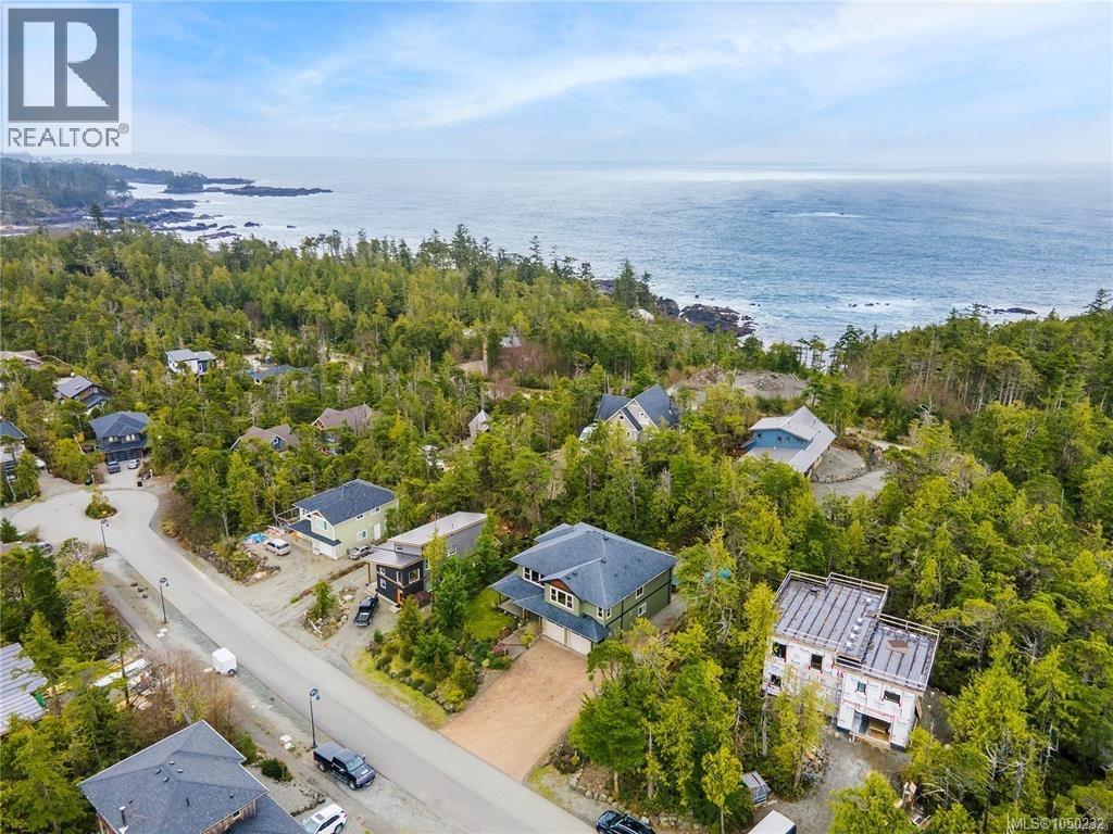 850 Lorne White Pl, Ucluelet, British Columbia  V0R 3A0 - Photo 37 - 1050232