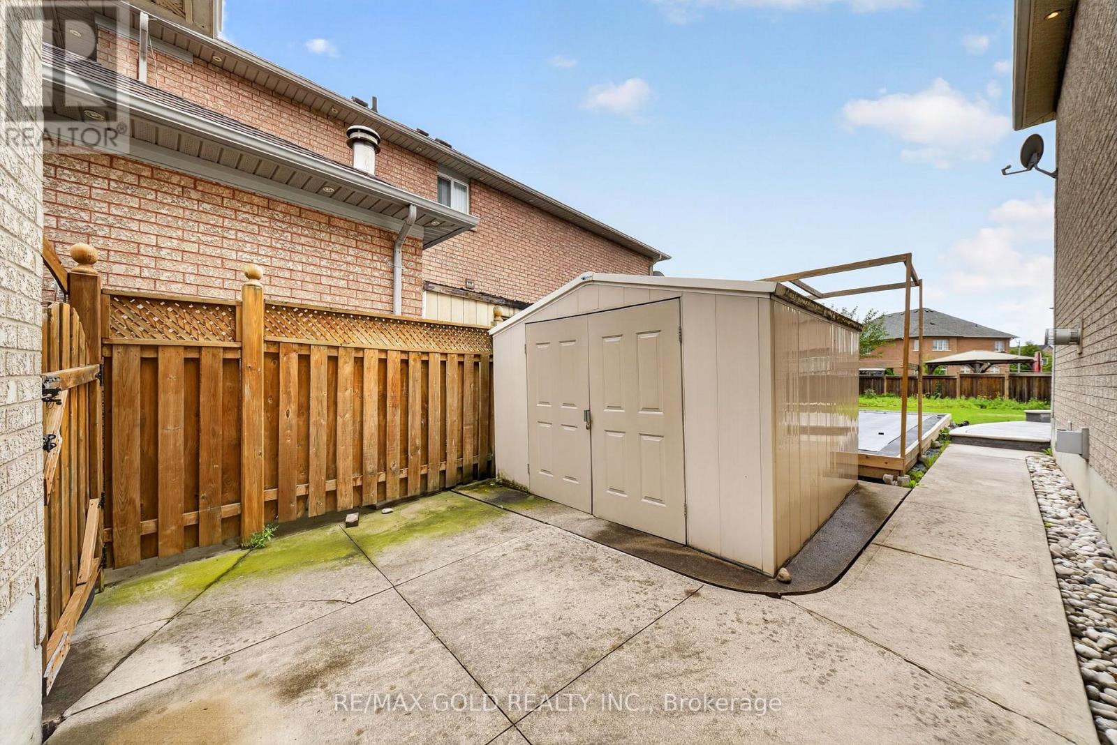 24 Quintessa Trail, Brampton, Ontario  L6R 2V4 - Photo 41 - W13818982