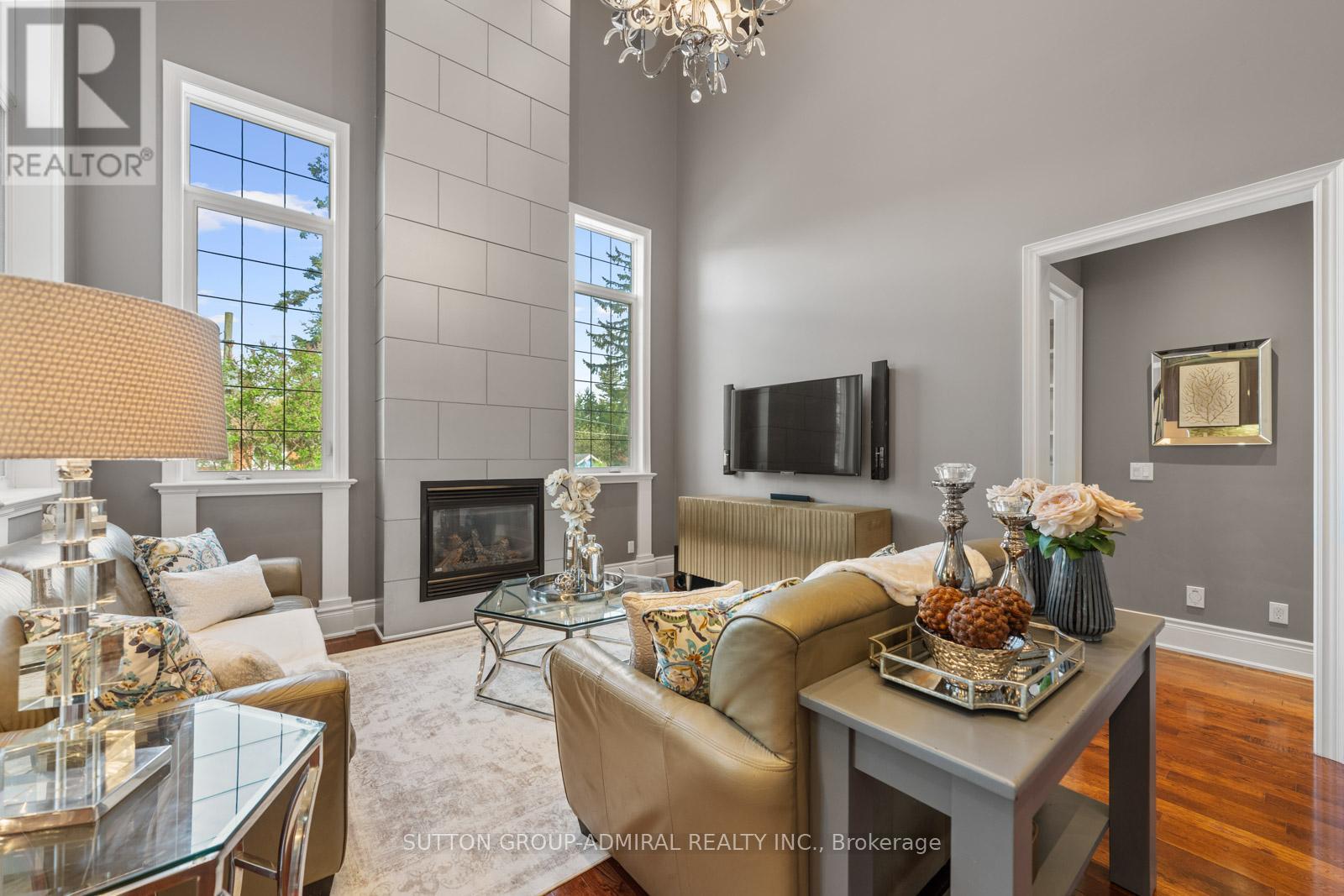 9 Cheshire Drive, Toronto, Ontario  M9B 2N7 - Photo 15 - W13819126