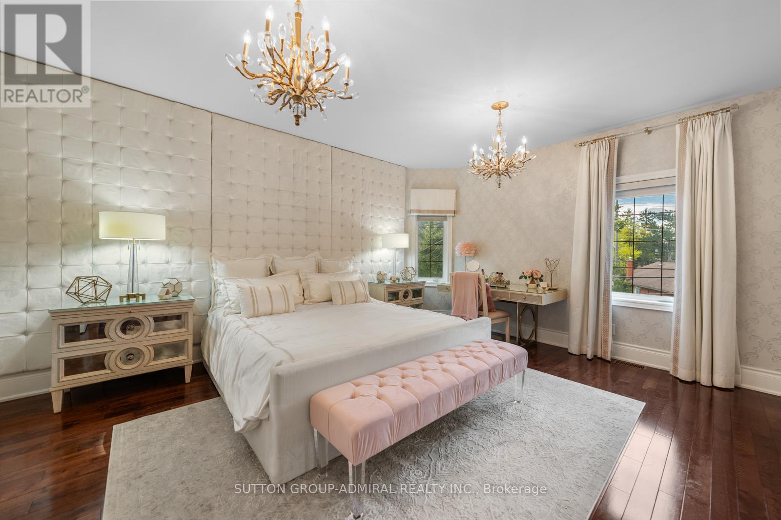 9 Cheshire Drive, Toronto, Ontario  M9B 2N7 - Photo 28 - W13819126