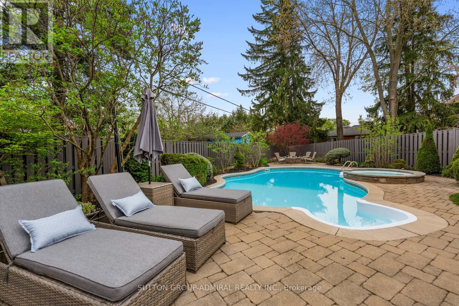 9 Cheshire Drive, Toronto, Ontario  M9B 2N7 - Photo 44 - W13819126
