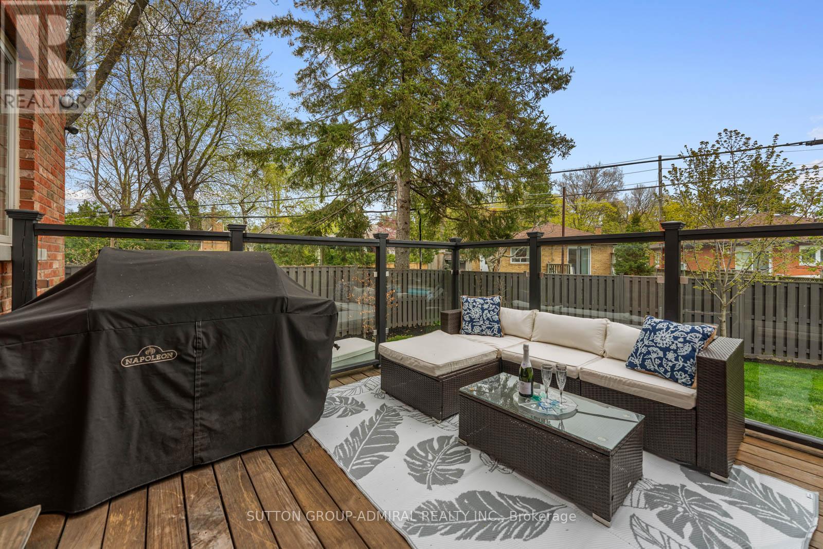 9 Cheshire Drive, Toronto, Ontario  M9B 2N7 - Photo 47 - W13819126