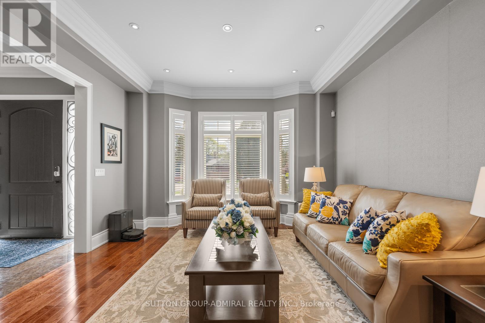 9 Cheshire Drive, Toronto, Ontario  M9B 2N7 - Photo 6 - W13819126
