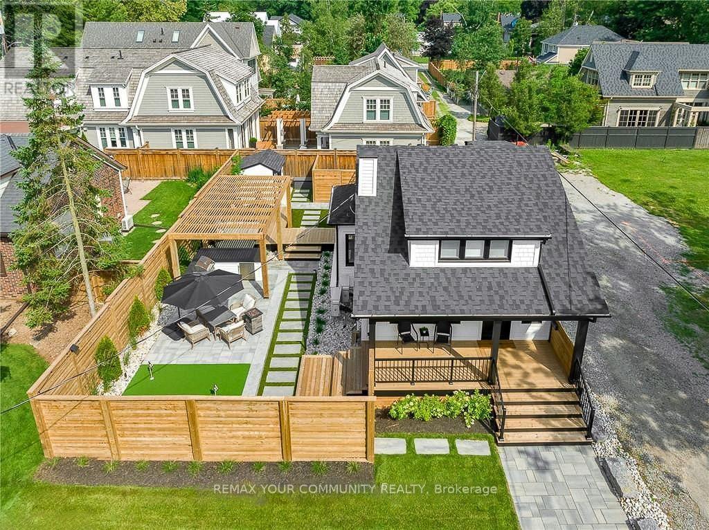 1379 Caroline Street, Burlington, Ontario  L7S 1H5 - Photo 3 - W13819134
