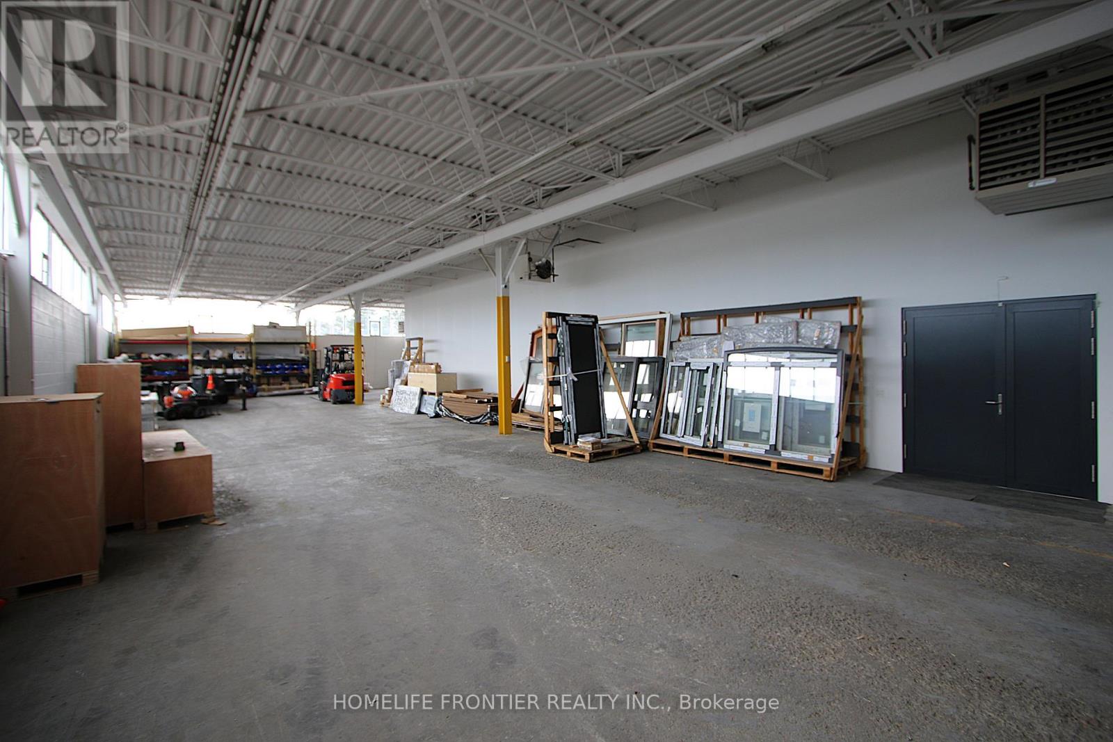 6210 Northwest Drive, Mississauga, Ontario  L4V 1J6 - Photo 4 - W13819146