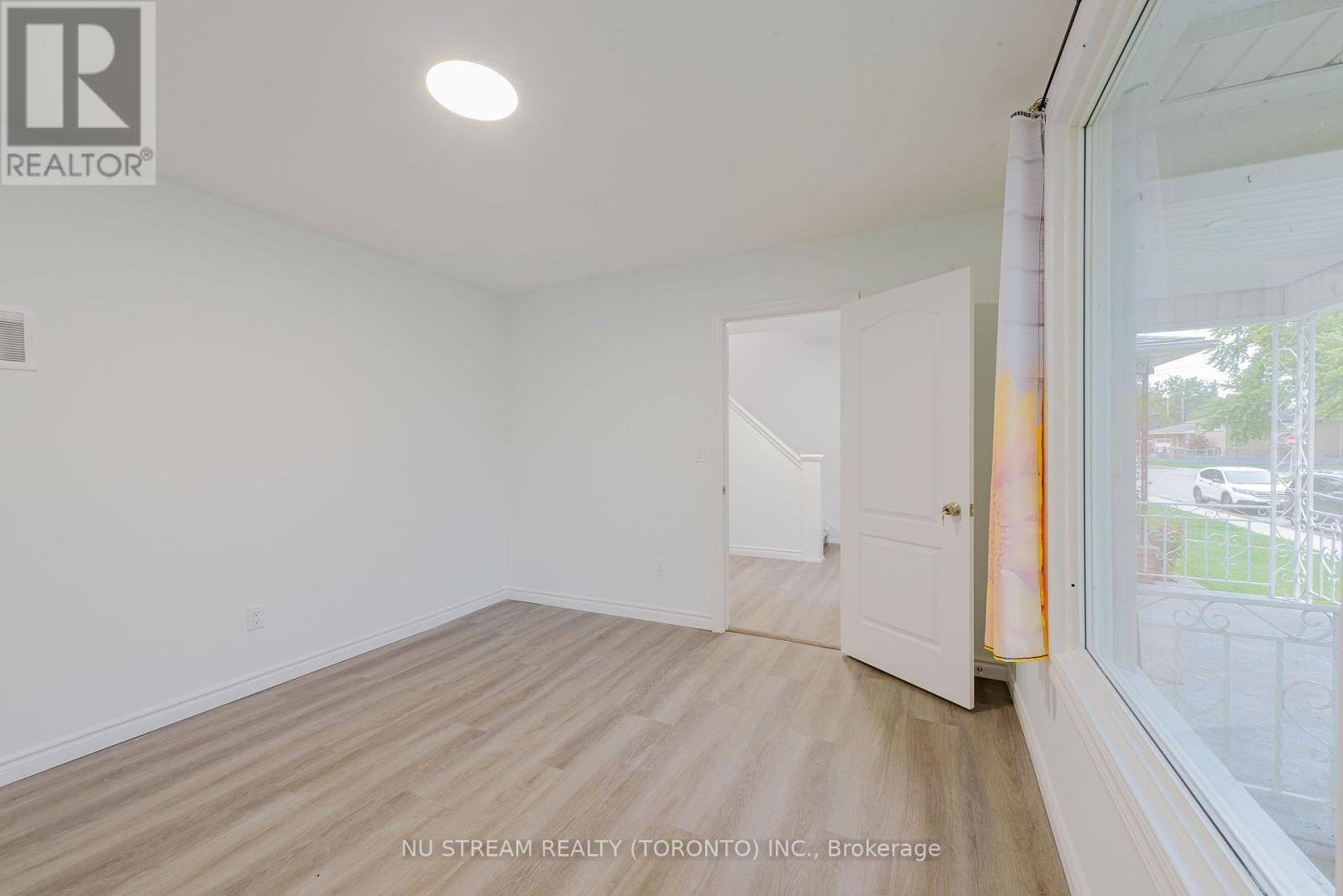 941 Cataraqui Street, Windsor, Ontario  N9A 3P7 - Photo 10 - X13819052