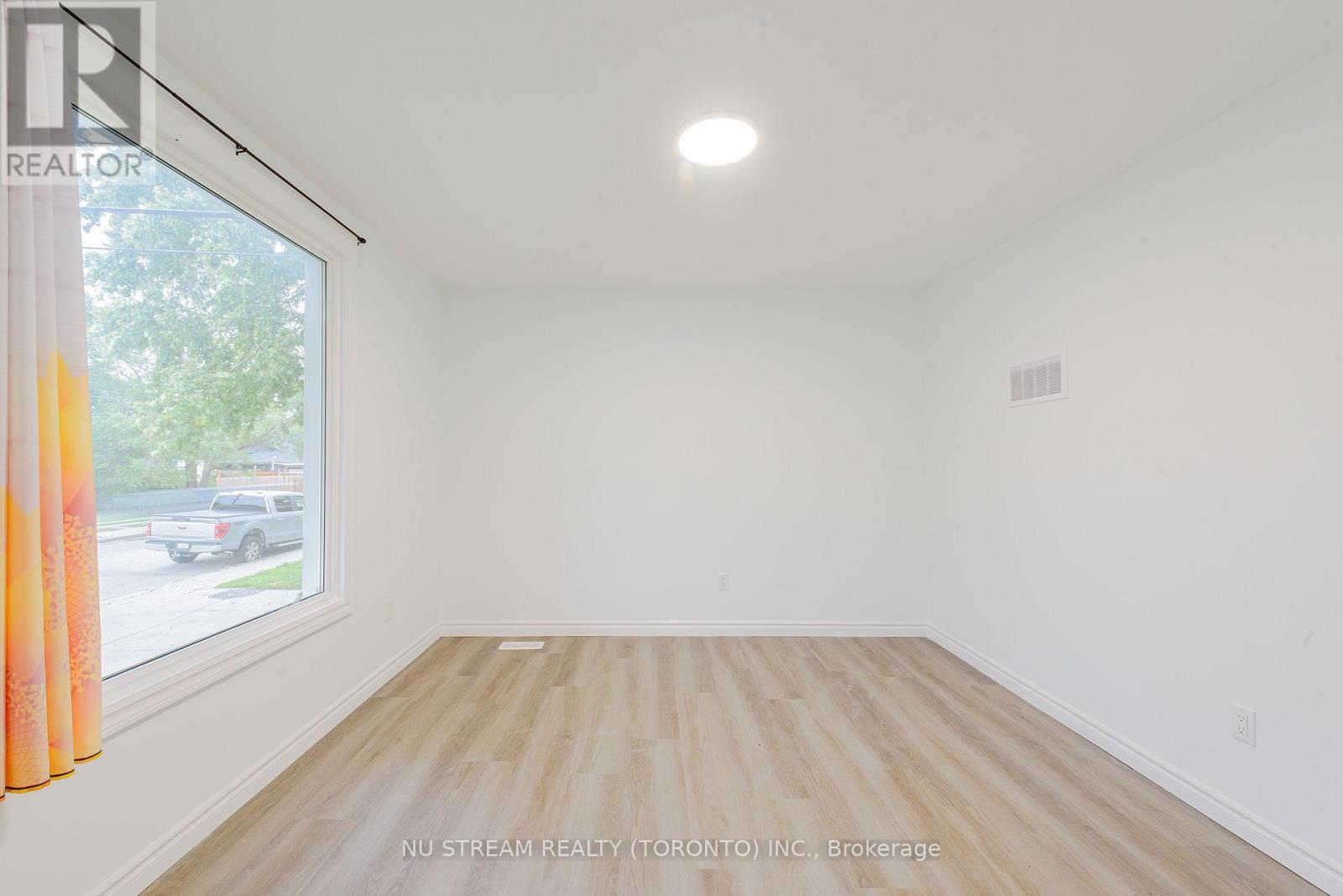 941 Cataraqui Street, Windsor, Ontario  N9A 3P7 - Photo 8 - X13819052