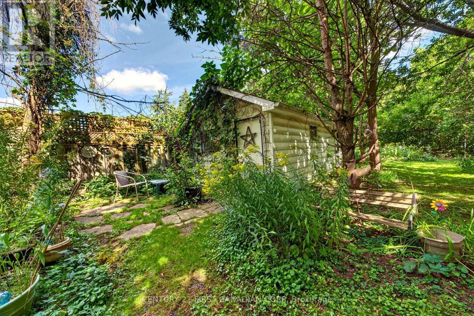 324 Ridout Street S, London South, Ontario  N6C 3Z3 - Photo 32 - X13817694