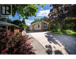 17 FLYNN Avenue, Cambridge, Ontario