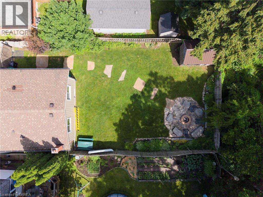 17 FLYNN Avenue photo 38