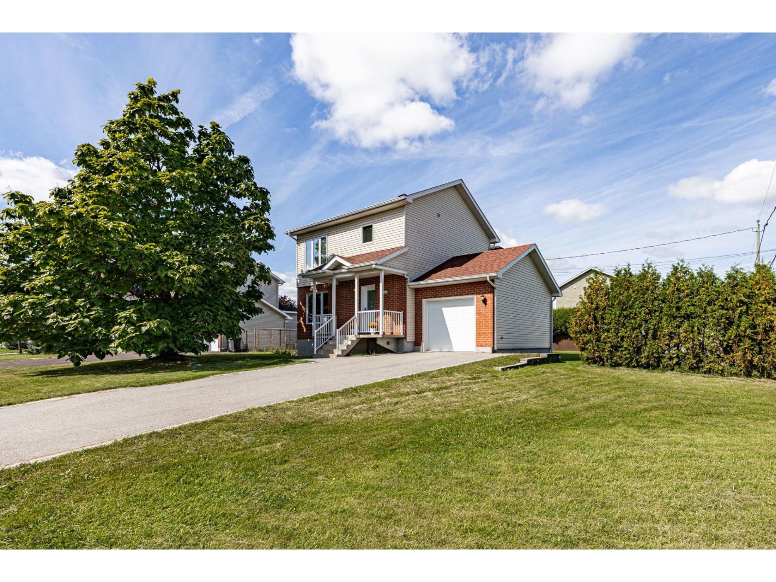 151 Rue Bissonnette Les Cèdres Quebec Canada J7T3J4 2