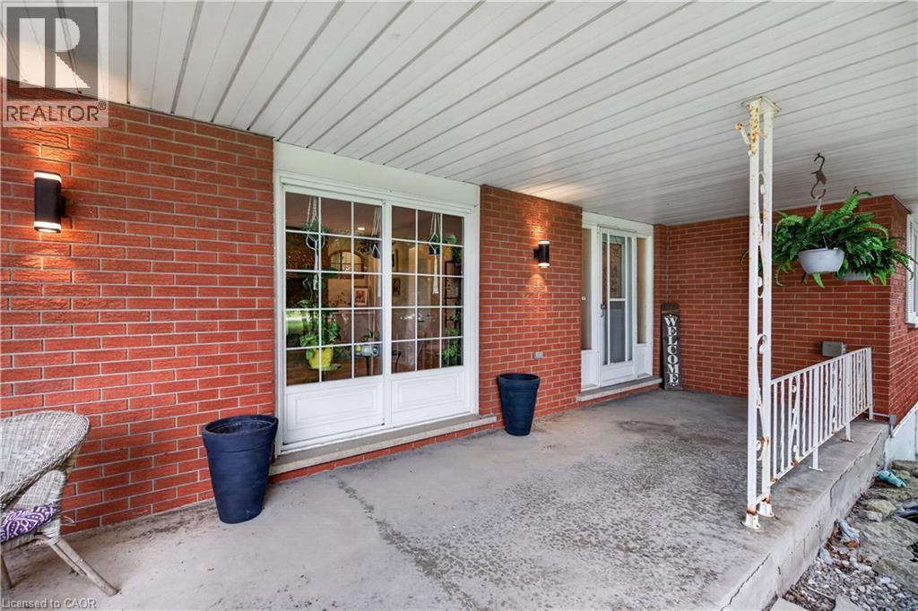 708 Old  #8 Highway, Rockton, Ontario  L0R 1X0 - Photo 4 - 40865743