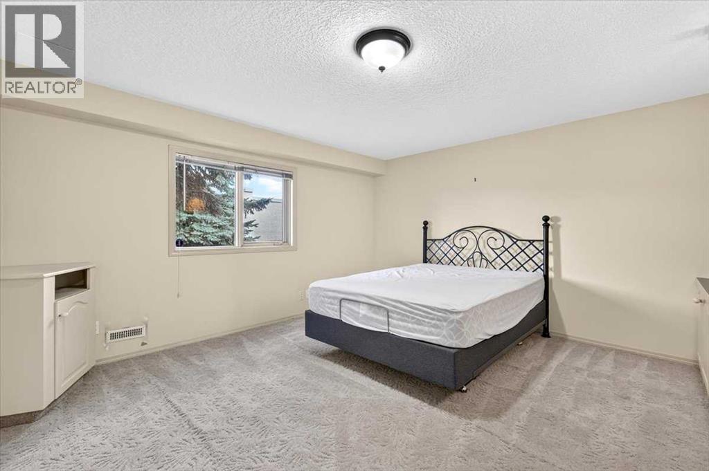 24, 5790 Patina Drive SW, Calgary, Alberta  T3H 2Y5 - Photo 34 - A2344190