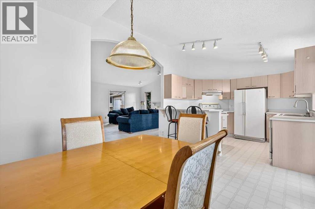 24, 5790 Patina Drive SW, Calgary, Alberta  T3H 2Y5 - Photo 13 - A2344190