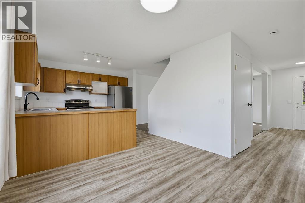 15 Coventry Link NE, Calgary, Alberta  T3K 5H6 - Photo 9 - A2345663