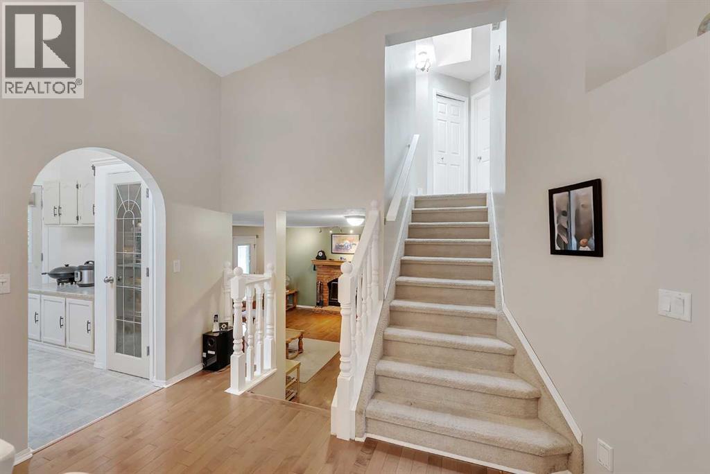 107 Hawkhill Place NW, Calgary, Alberta  T3G 2V4 - Photo 12 - A2346837