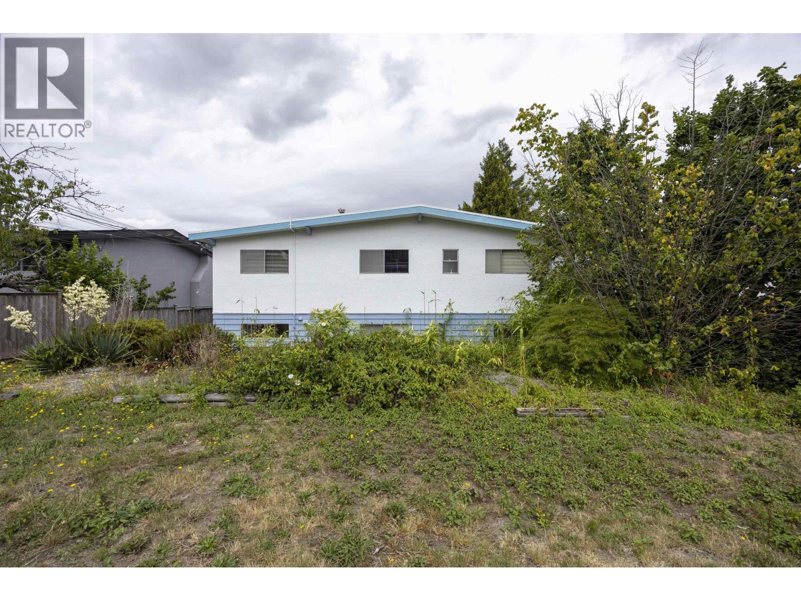 6096 SERVICE STREET photo 27