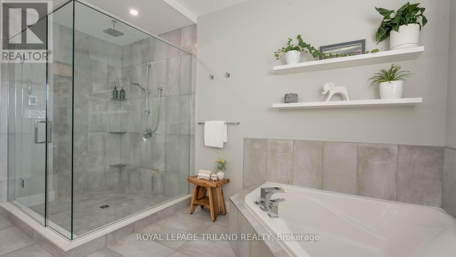 11688 Charlton Drive, Middlesex Centre, Ontario  N0M 1P0 - Photo 23 - X13819312