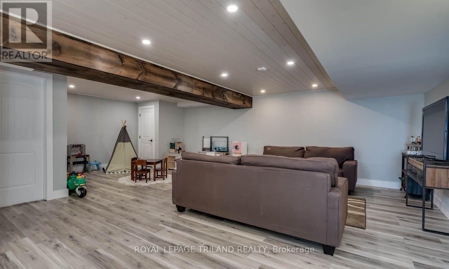 11688 Charlton Drive, Middlesex Centre, Ontario  N0M 1P0 - Photo 30 - X13819312
