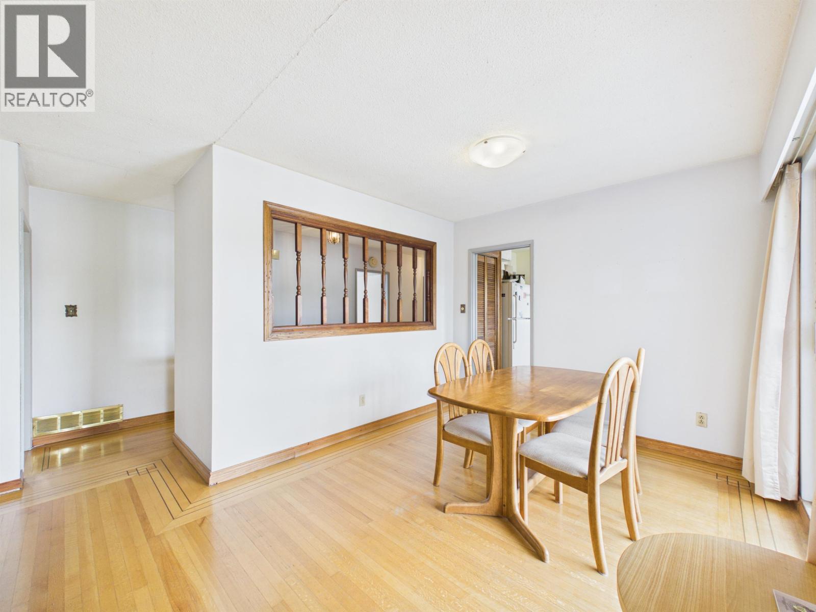 6096 SERVICE STREET photo 7