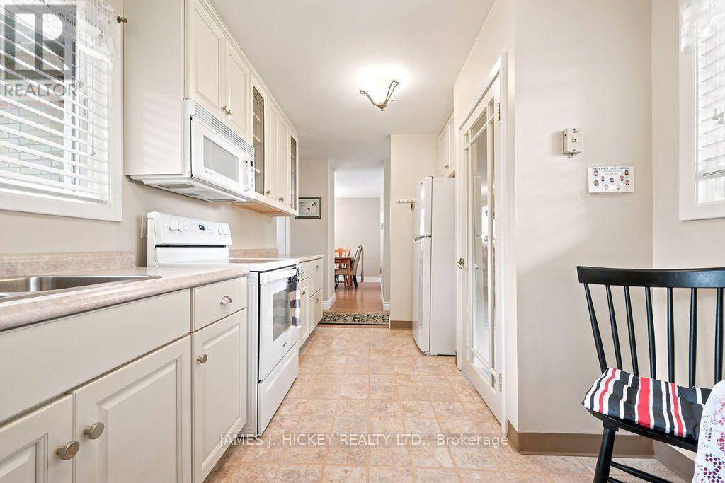 80 Frontenac Crescent, Deep River, Ontario  K0J 1P0 - Photo 3 - X13819254