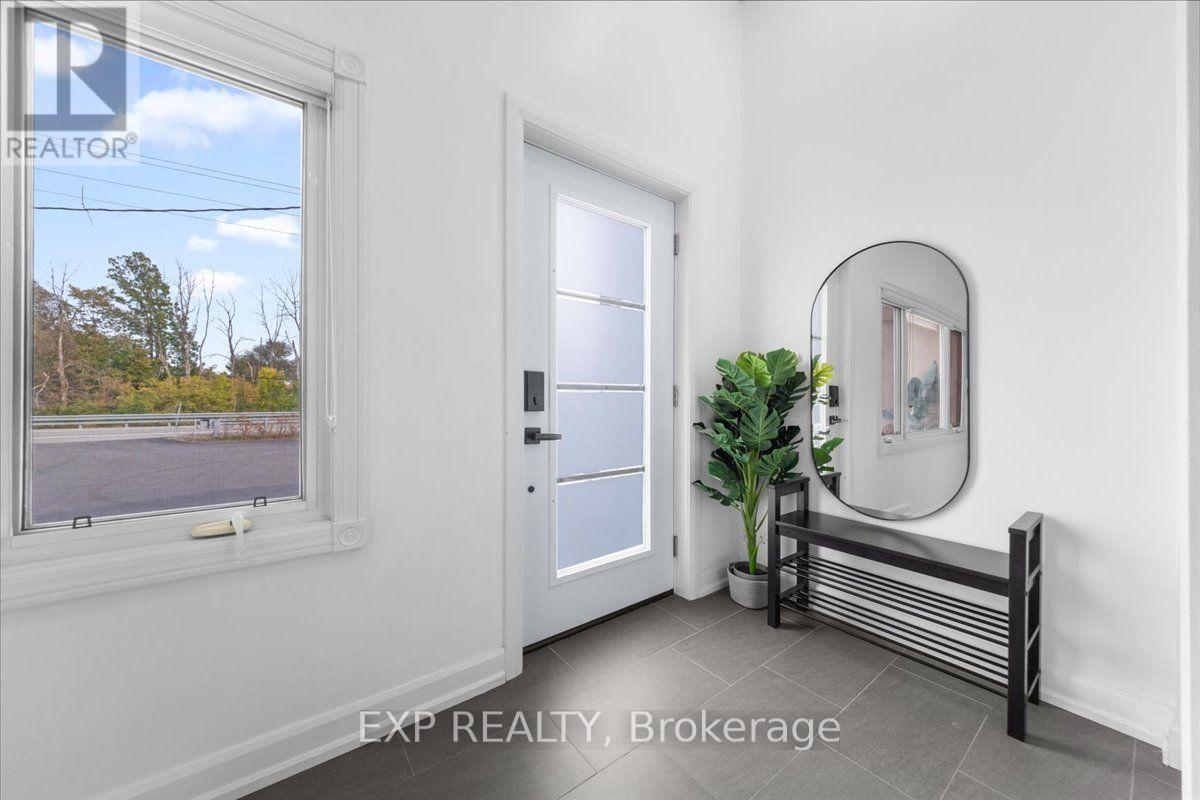 2940 Prince Of Wales Drive, Ottawa, Ontario  K2E 0B2 - Photo 2 - X13819330