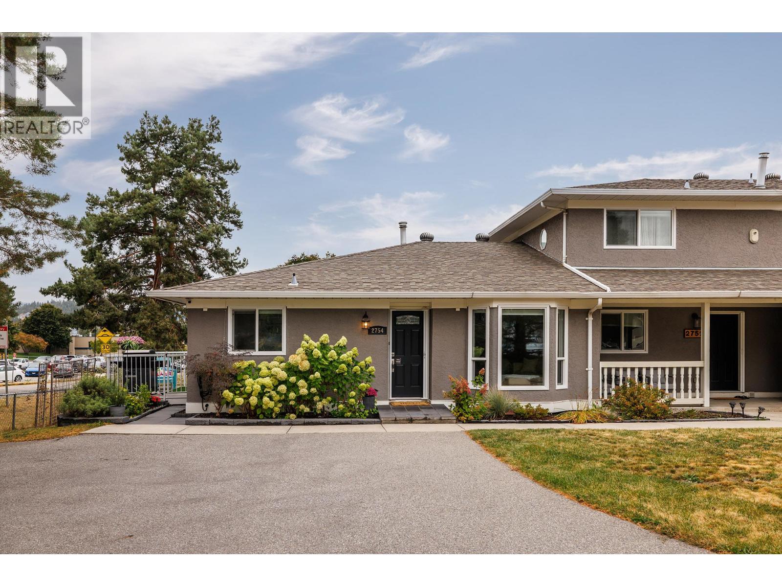 2754 Cameron Road, West Kelowna, British Columbia  V1Z 3K5 - Photo 2 - 10401309