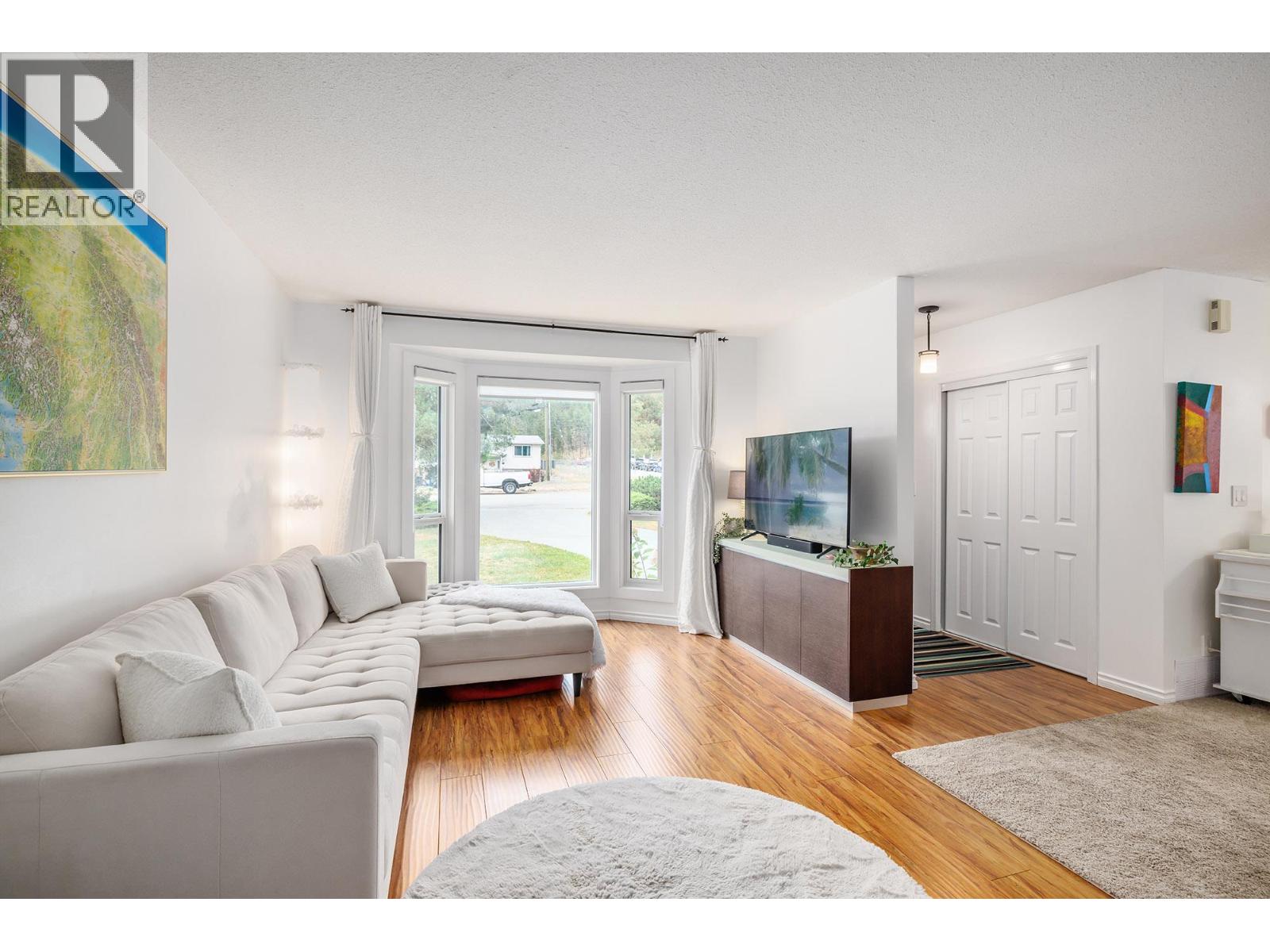 2754 Cameron Road, West Kelowna, British Columbia  V1Z 3K5 - Photo 4 - 10401309