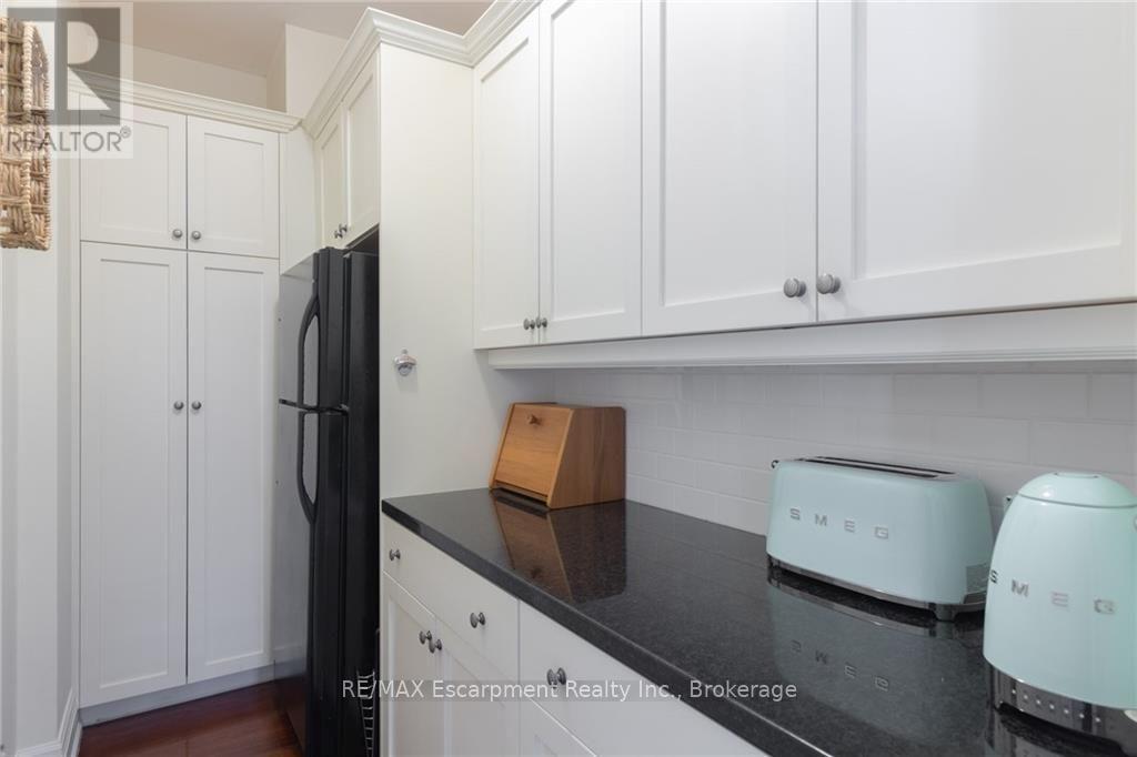 29 Howard Avenue, Oakville, Ontario  L6J 3Y3 - Photo 15 - W13819390