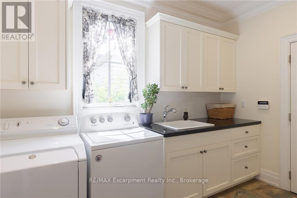 29 Howard Avenue, Oakville, Ontario  L6J 3Y3 - Photo 19 - W13819390