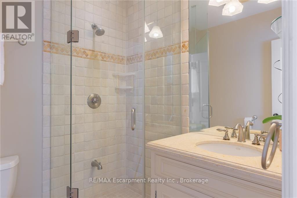 29 Howard Avenue, Oakville, Ontario  L6J 3Y3 - Photo 29 - W13819390