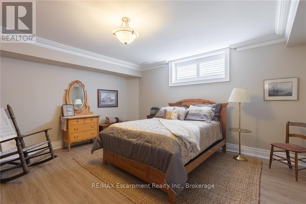 29 Howard Avenue, Oakville, Ontario  L6J 3Y3 - Photo 34 - W13819390