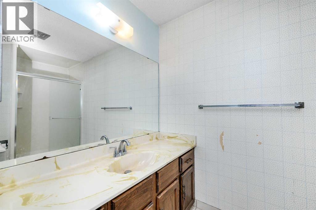 41 Edgeford Way NW, Calgary, Alberta  T3A 2S9 - Photo 16 - A2343588