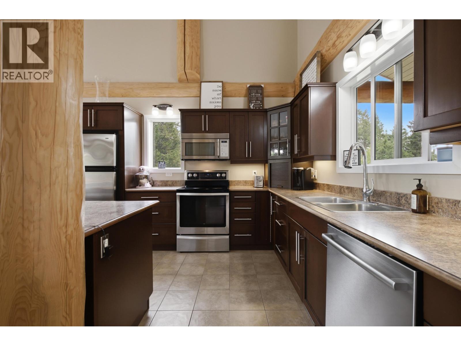 1898 Ross Road, Williams Lake, British Columbia  V2G 5B3 - Photo 7 - R3168682