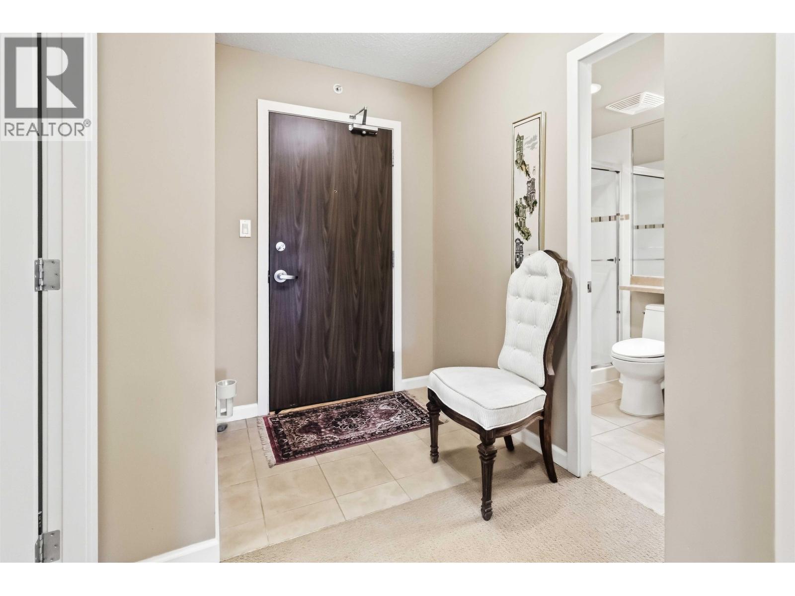 1006 295 Guildford Way, Port Moody, British Columbia  V3H 5N3 - Photo 2 - R3168414