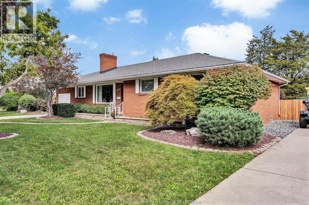2360 Leonard Road, Windsor, Ontario  N8W 4L7 - Photo 3 - 26023393