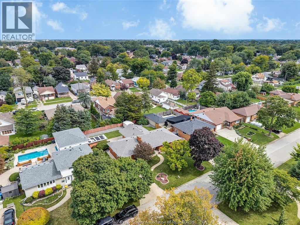 2360 Leonard Road, Windsor, Ontario  N8W 4L7 - Photo 49 - 26023393