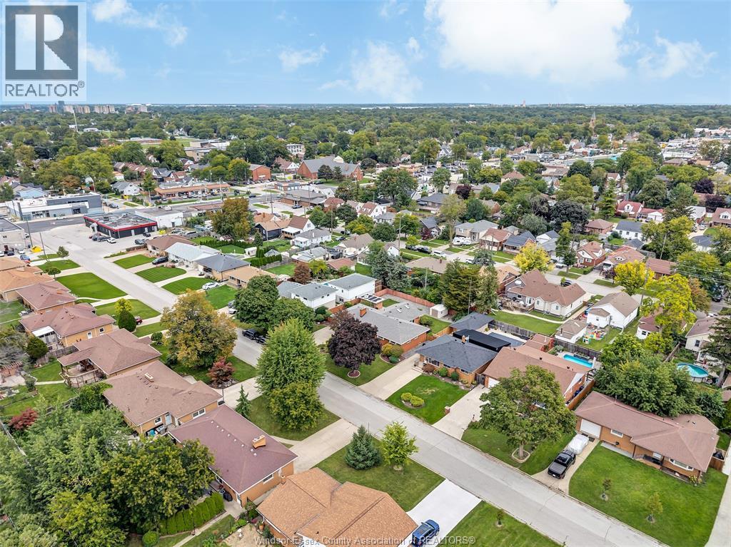 2360 Leonard Road, Windsor, Ontario  N8W 4L7 - Photo 46 - 26023393