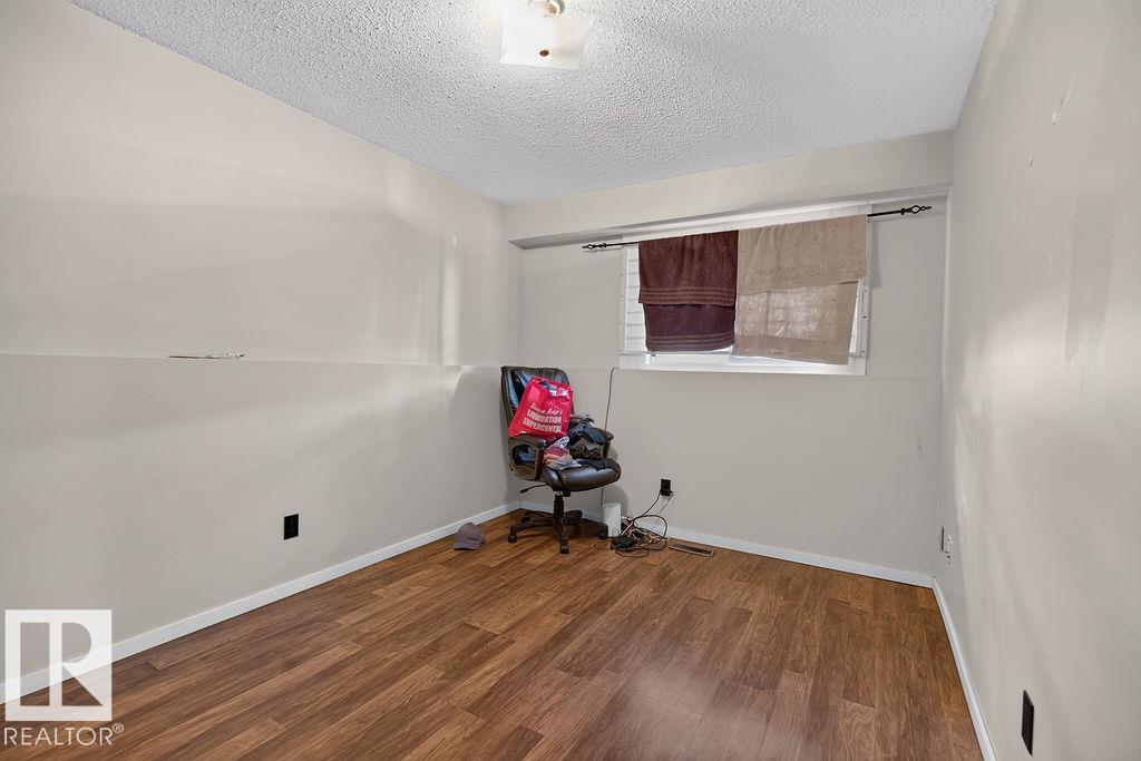 10033 155 Street Nw, Edmonton, Alberta  T5P 2L4 - Photo 31 - E4509996