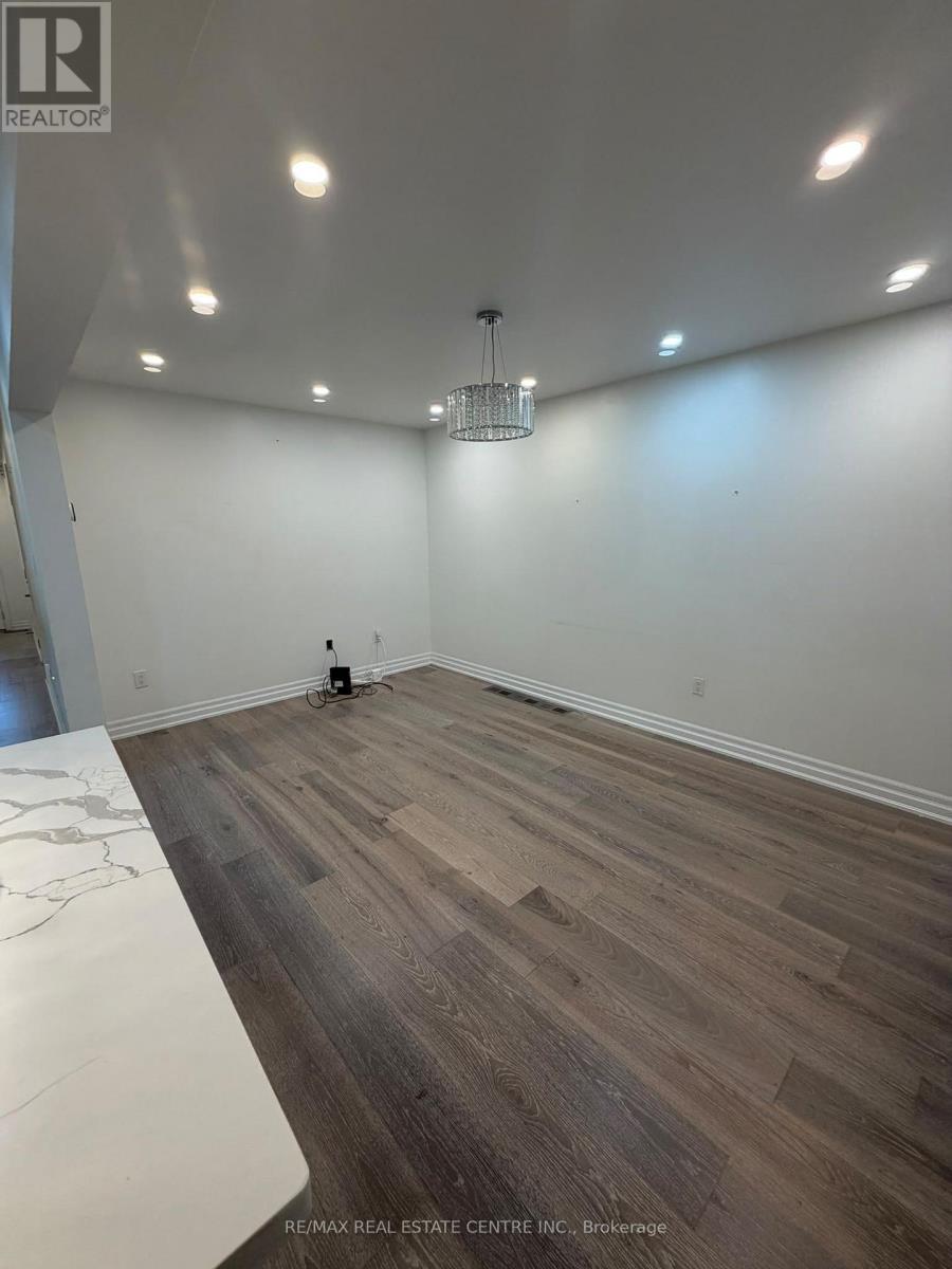 Unknown Address, ,    - Photo 12 - W13819360
