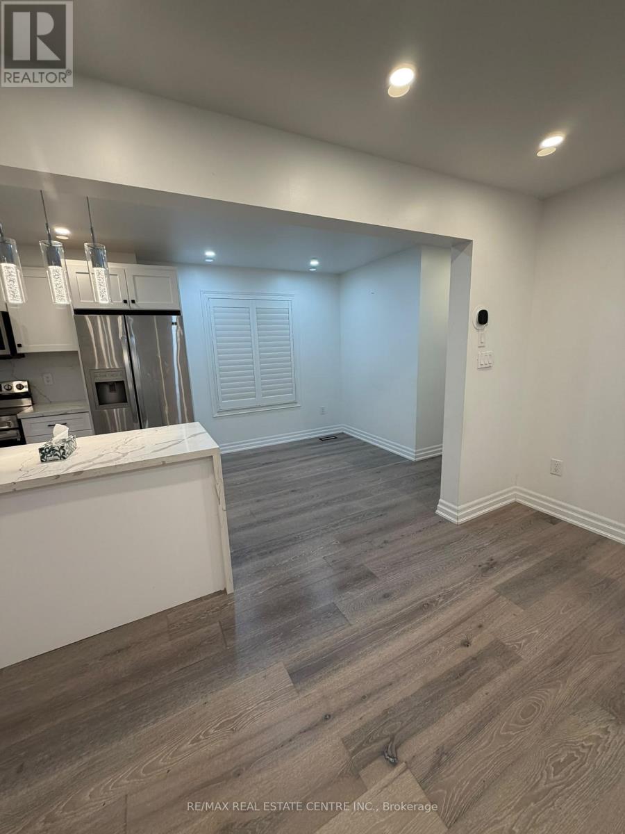 Unknown Address, ,    - Photo 9 - W13819360