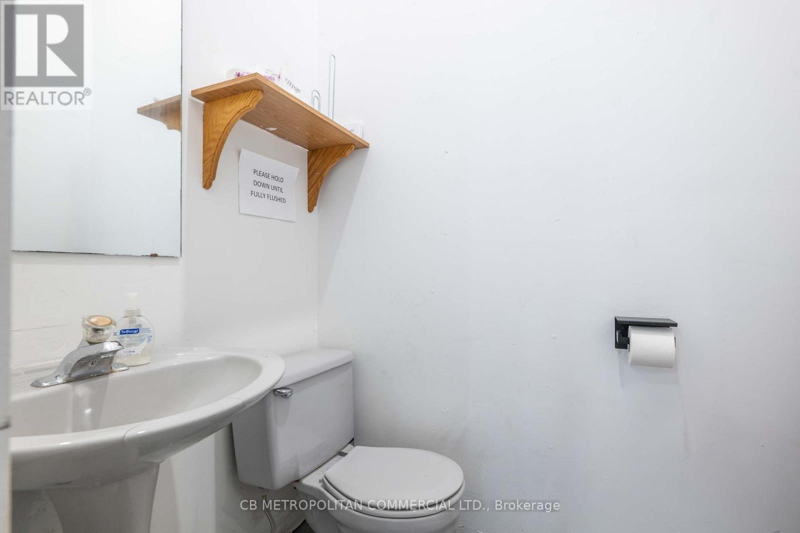 998 Bloor Street W, Toronto, Ontario M6H 1L8 - Photo 8 - W13788102