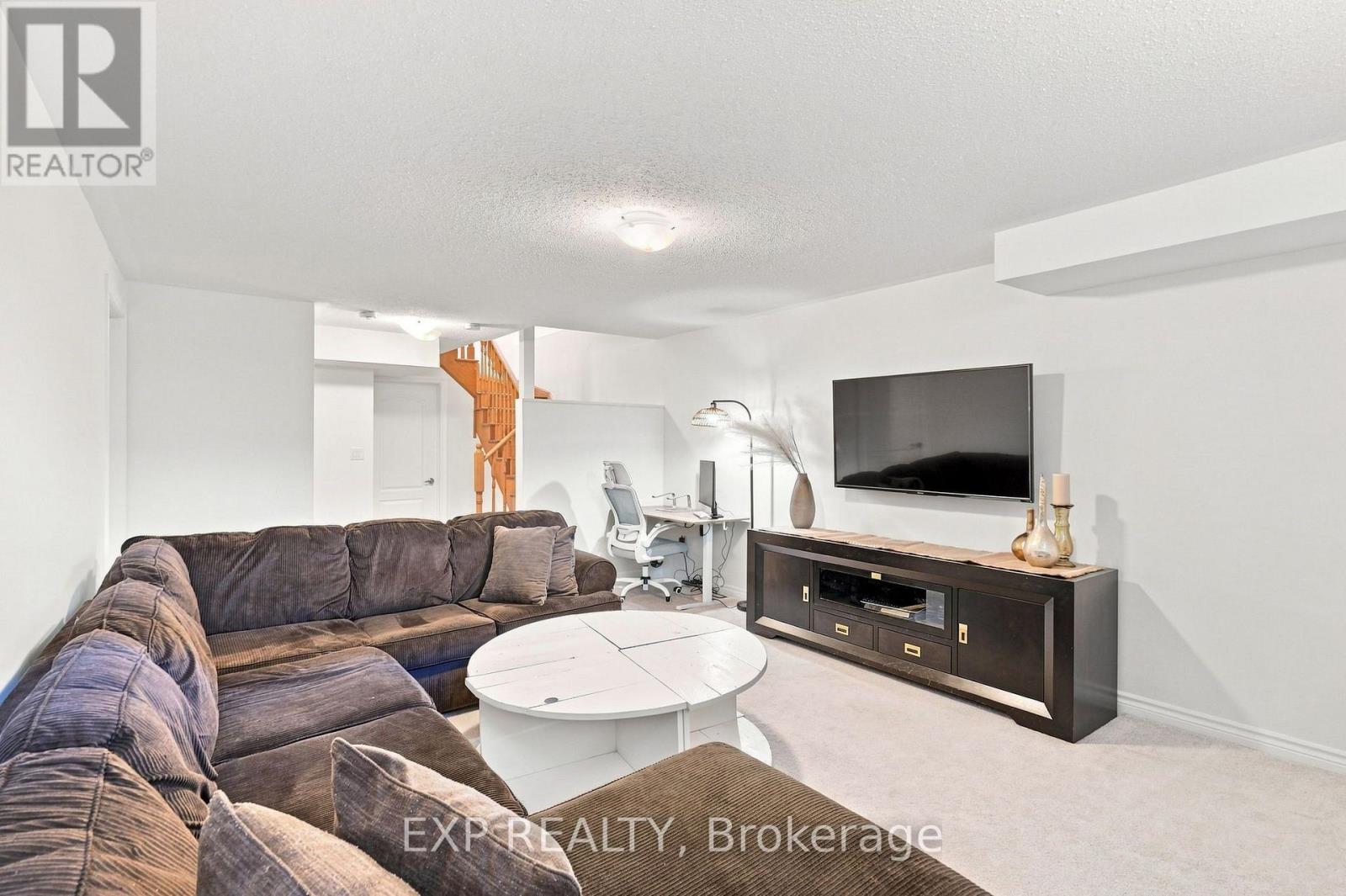 128 Chessington Avenue, East Gwillimbury, Ontario L9N 0R6 - Photo 39 - N13748500