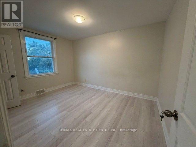 6075 Summer Street, Niagara Falls, Ontario  L2G 1M8 - Photo 14 - X13804390