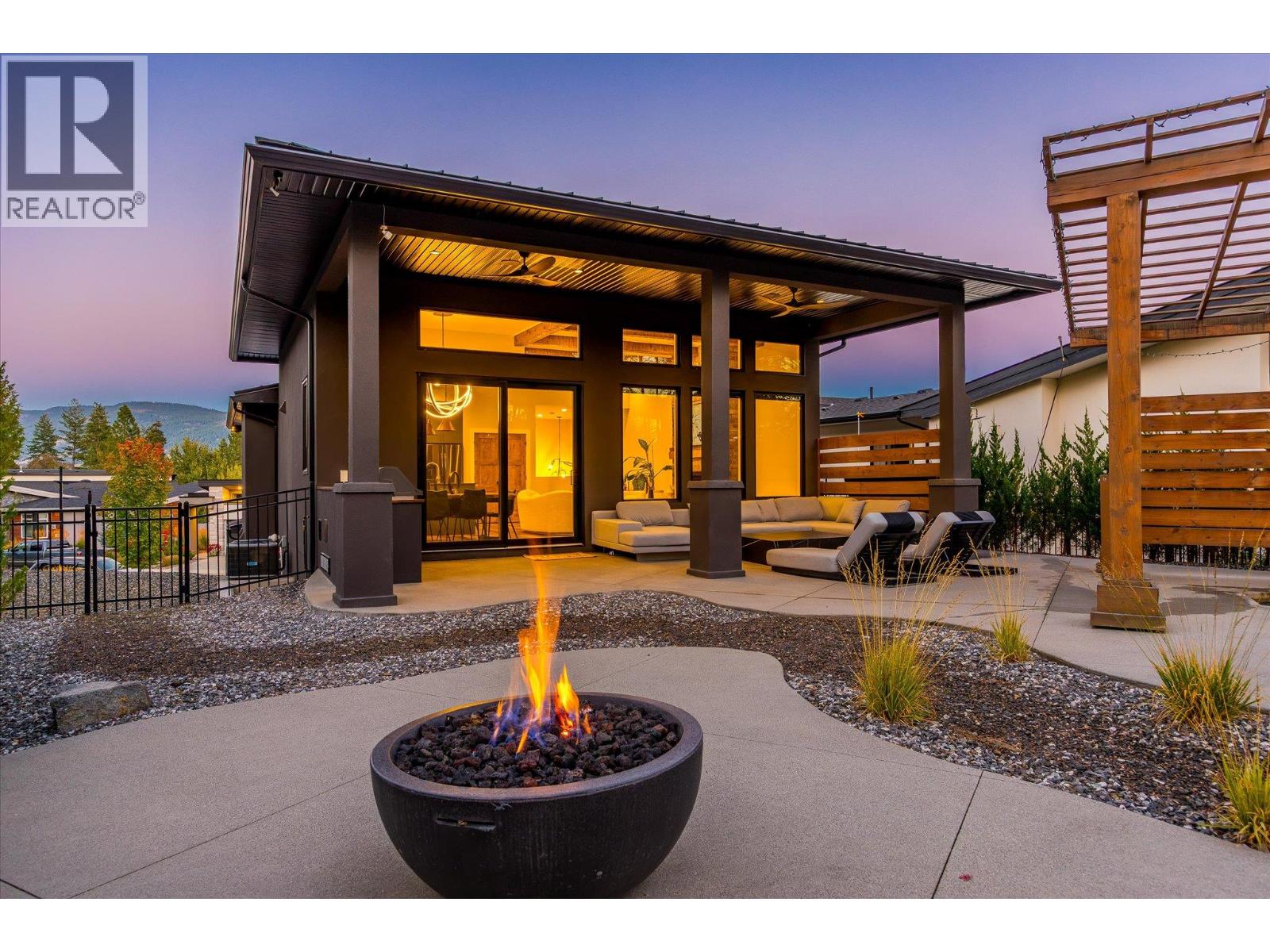10342 Long Road, Lake Country, British Columbia  V4V 0A9 - Photo 3 - 10400669